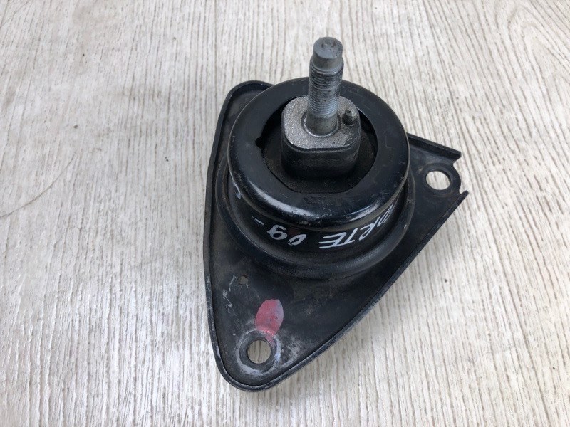Подушка двигателя правая KIA FORTE/CERATO TD 08-13 2009 TD 2.0 G4KD 21810-0Q000 Б/У