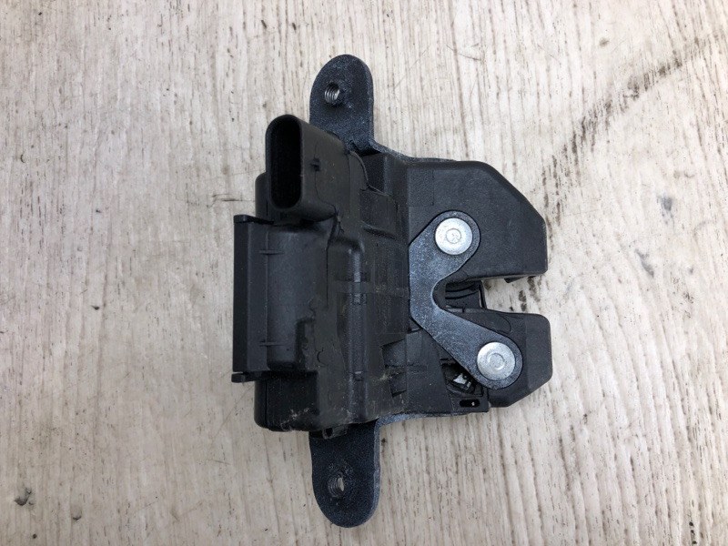 Замок крышки багажника RENEGADE (BU) 14- 2015 BU 2.4 ED6 Замок крышки багажника RENEGADE (BU) 14- 2015 BU 2.4 ED6