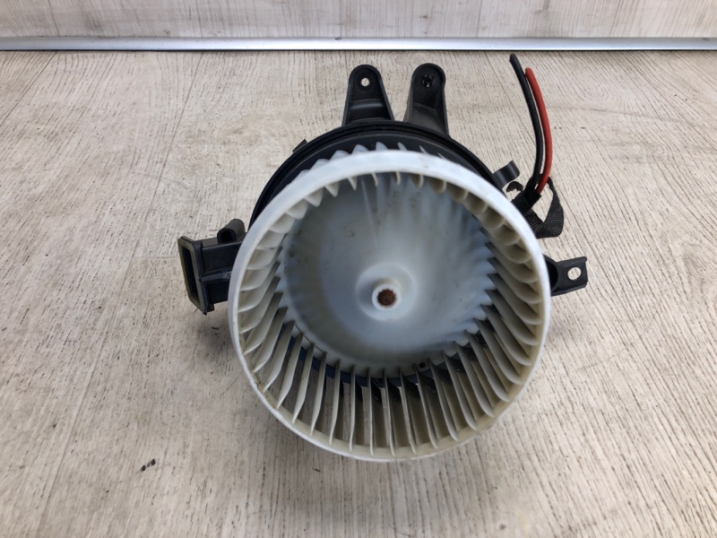 Моторчик печки RENEGADE (BU) 14- 2015 BU 2.4 ED6 Моторчик печки RENEGADE (BU) 14- 2015 BU 2.4 ED6