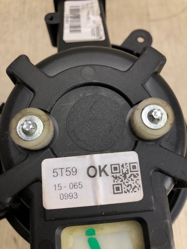 Моторчик печки RENEGADE (BU) 14- 2015 BU 2.4 ED6 Моторчик печки RENEGADE (BU) 14- 2015 BU 2.4 ED6