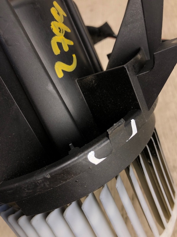 Моторчик печки RENEGADE (BU) 14- 2015 BU 2.4 ED6 Моторчик печки RENEGADE (BU) 14- 2015 BU 2.4 ED6