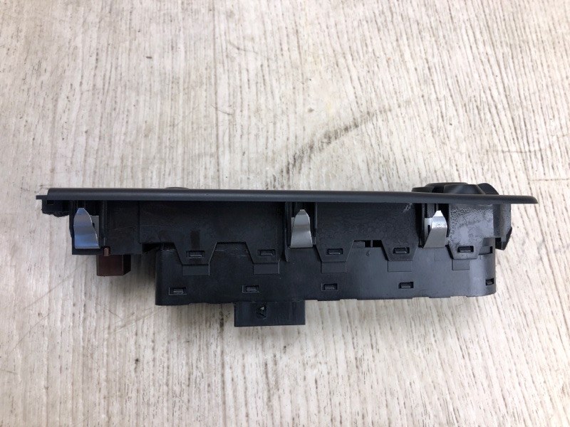 Блок управления стеклоподъемниками передний левый JEEP RENEGADE (BU) 14- BU 2.4 ED6