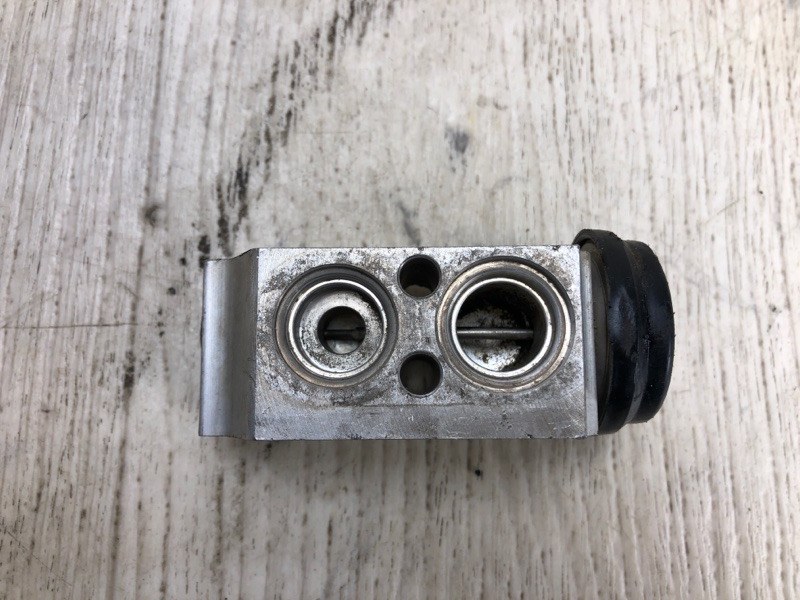 Клапан кондиционера KIA FORTE/CERATO TD 08-13 2013 TD 2.0 G4KD 97604-1G001 Б/У