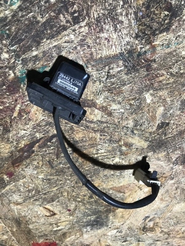 Запчасть камера заднего вида INFINITI M35/M45 04-10 28442-EJ70A Б/У Камера заднего вида INFINITI M35/M45 04-10 28442-EJ70A Б/У