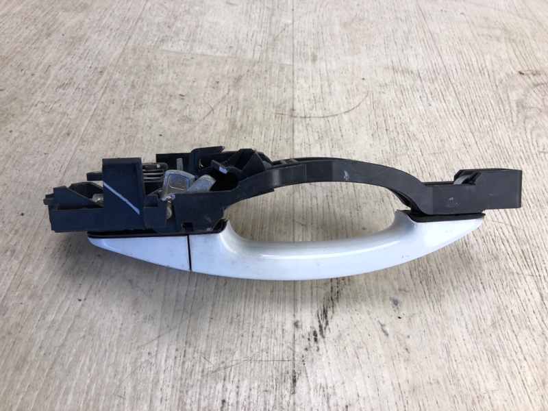 Ручка двери наружная передняя левая FOCUS 10-18 2015 CB8 2.0 XQDA