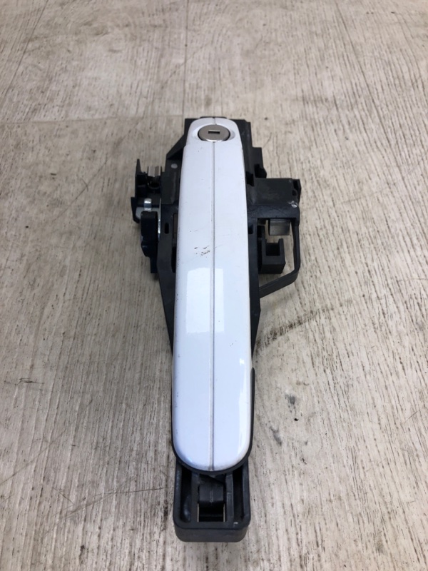 Ручка двери наружная передняя левая FOCUS 10-18 2015 CB8 2.0 XQDA