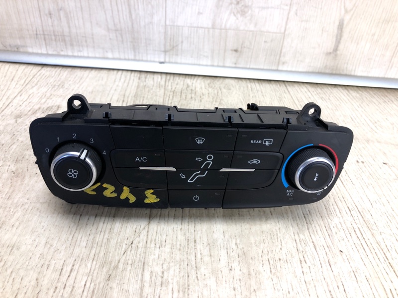 Блок управления печкой FORD FOCUS 10-18 2015 CB8 2.0 XQDA F1EZ-19980-T Б/У