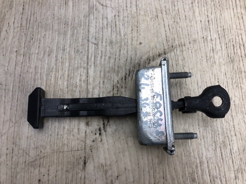 Ограничитель двери задний левый FORD FOCUS 10-18 2015 CB8 2.0 XQDA CP9Z-5823500-A Б/У