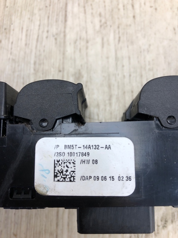 Блок управления стеклоподъемниками передний левый FOCUS 10-18 2015 CB8 2.0 XQDA