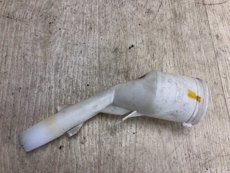 Горловина бачка стеклоомывателя FOCUS 10-18 2015 CB8 2.0 XQDA