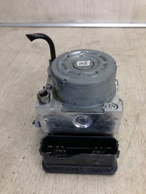 Блок ABS FOCUS 10-18 2015 CB8 2.0 XQDA