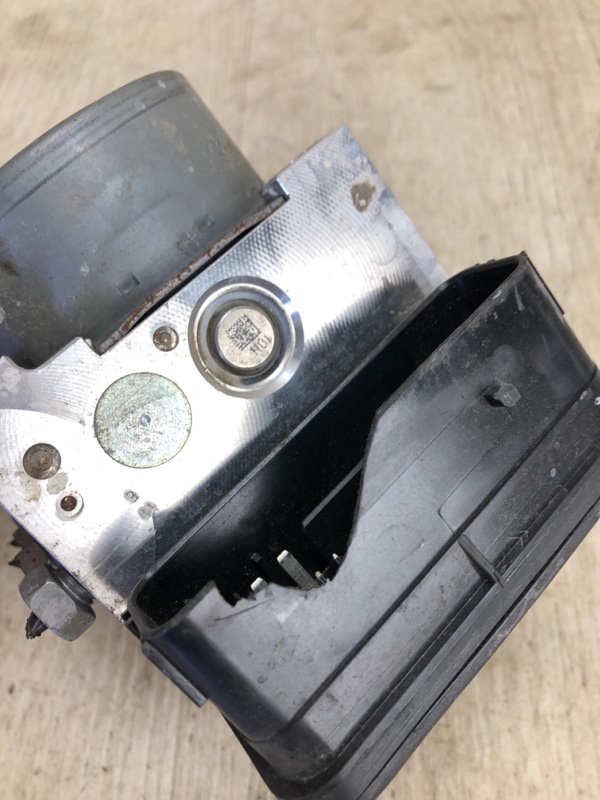 Блок ABS FOCUS 10-18 2015 CB8 2.0 XQDA