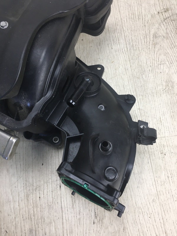 Коллектор впускной RENEGADE (BU) 14- 2015 BU 2.4 ED6 Коллектор впускной RENEGADE (BU) 14- 2015 BU 2.4 ED6