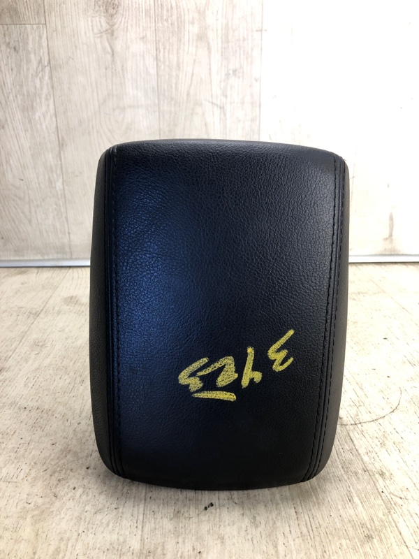 Подлокотник FOCUS 10-18 2015 CB8 2.0 XQDA