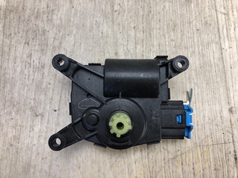 Моторчик заслонки печки FOCUS 10-18 2015 CB8 2.0 XQDA