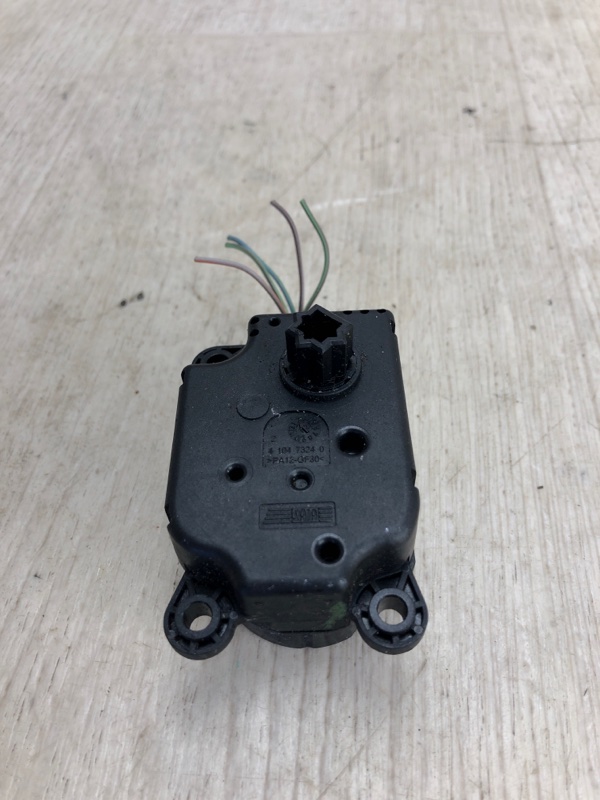 Моторчик заслонки печки FOCUS 10-18 2015 CB8 2.0 XQDA