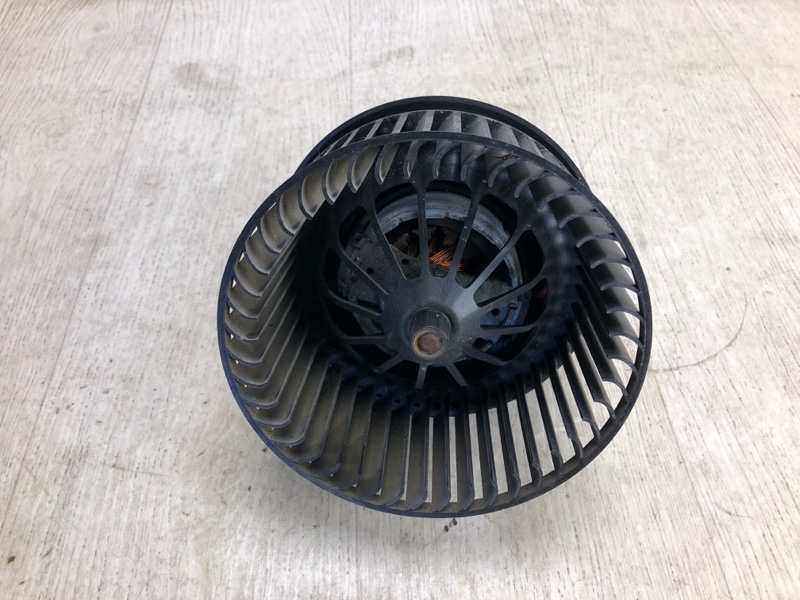 Моторчик печки FOCUS 10-18 2013 BK 2.0 XQDA