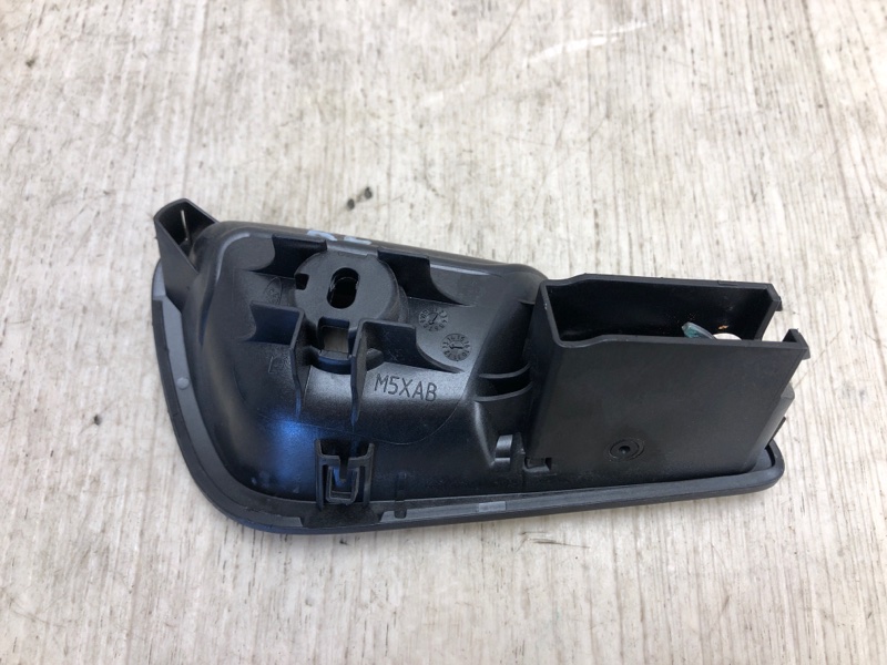 Ручка двери внутренняя задняя левая FORD FOCUS 10-18 BK 2.0 XQDA