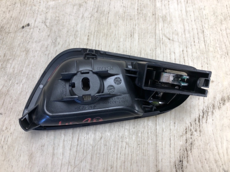 Ручка двери внутренняя передняя правая FOCUS 10-18 2013 BK 2.0 XQDA