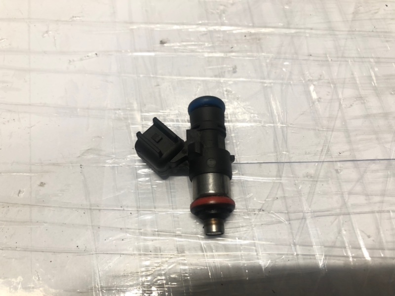 Форсунка топливная MAZDA CX-9 06-16 2008 Внедорожник 3.7 CY01-13-250 Б/У