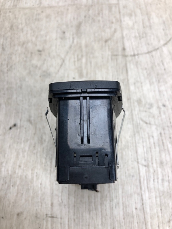 Блок управления освещением FOCUS 10-18 2013 BK 2.0 XQDA