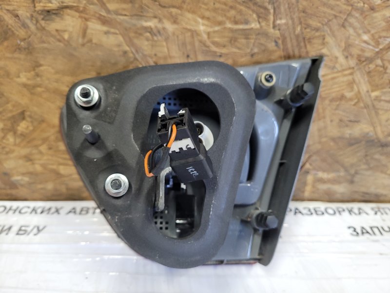 Фонарь внутренний задний левый HYUNDAI ELANTRA HD 06-11 Седан 1.6 G4FD