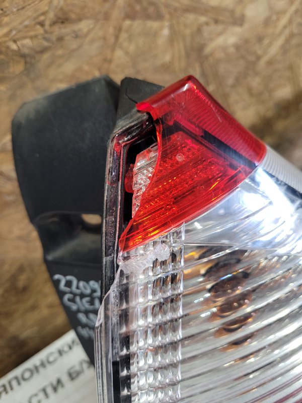 Фонарь наружный задний правый TOYOTA SIENNA 11-16 Минивэн 3.5 2GR-FE