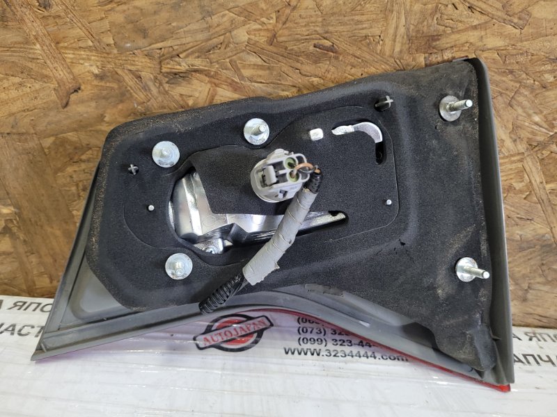 Фонарь внутренний задний левый MDX (YD2) 06-13 2009 Внедорожник 3.7 J37A1 Фонарь внутренний задний левый MDX (YD2) 06-13 2009 Внедорожник 3.7 J37A1