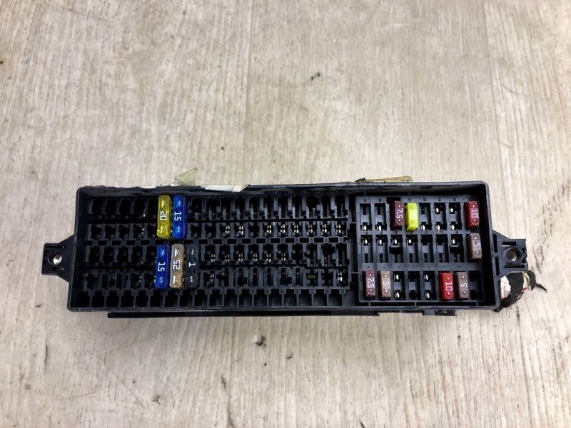 Блок предохранителей моторный отсек VOLKSWAGEN JETTA USA 10-17 2011 162 CBTA 2.5L 000 937 615 Б/У