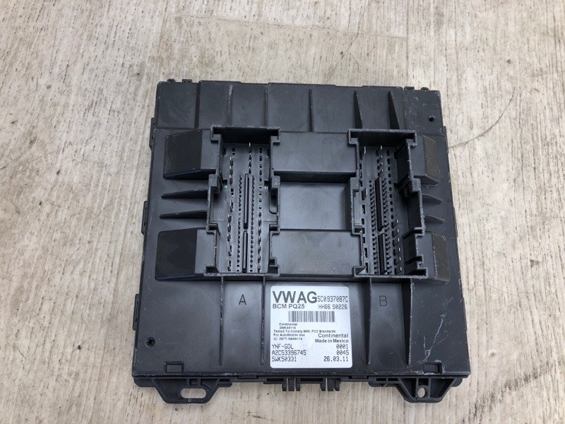 Блок комфорта VOLKSWAGEN JETTA USA 10-17 2011 162 CBTA 2.5L 5C0 937 087 C Б/У