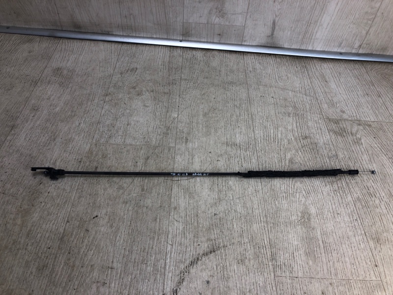 Трос замка капота VOLKSWAGEN JETTA USA 10-17 2011 162 CBTA 2.5L 5C7 823 531 Б/У