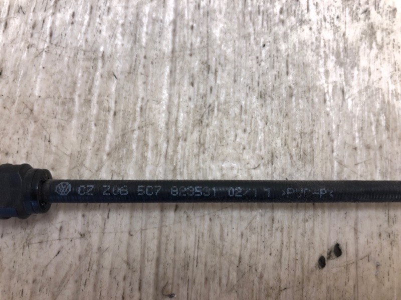 Трос замка капота JETTA USA 10-17 2011 162 CBTA 2.5L