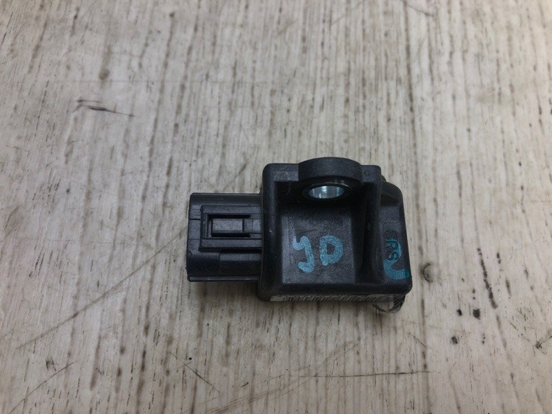 Датчик удара передний правый ACURA MDX (YD2) 06-13 YD2 77975-SMA-J21 Б/У