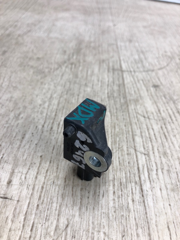 Датчик удара передний правый MDX (YD2) 06-13 YD2