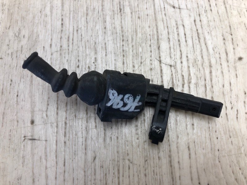 Датчик ABS передний левый PASSAT B8 14- 2015 A32 1.8 CPRA Датчик ABS передний левый PASSAT B8 14- 2015 A32 1.8 CPRA