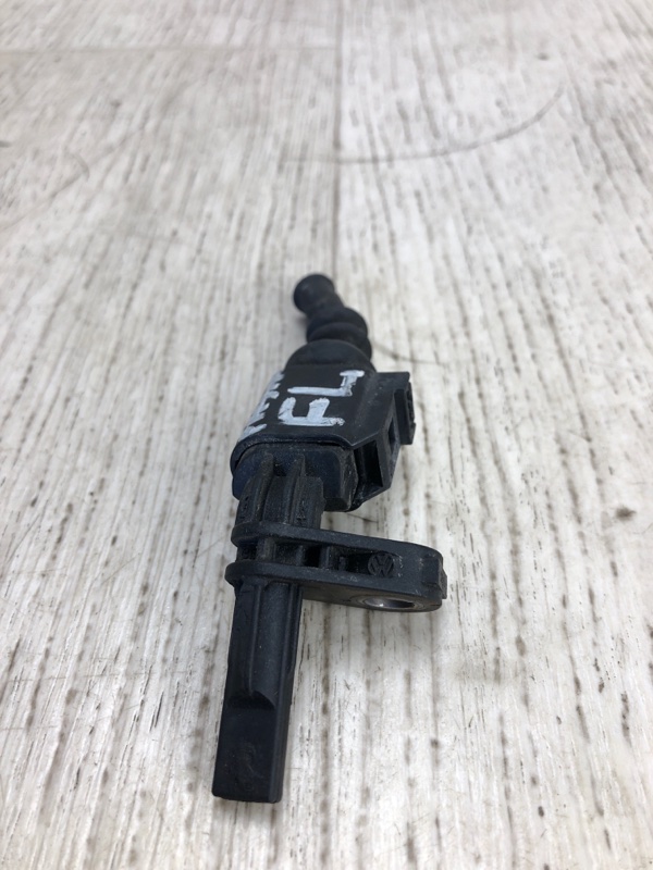 Датчик ABS передний левый VOLKSWAGEN PASSAT B8 14- A32 1.8 CPRA Датчик ABS передний левый VOLKSWAGEN PASSAT B8 14- A32 1.8 CPRA