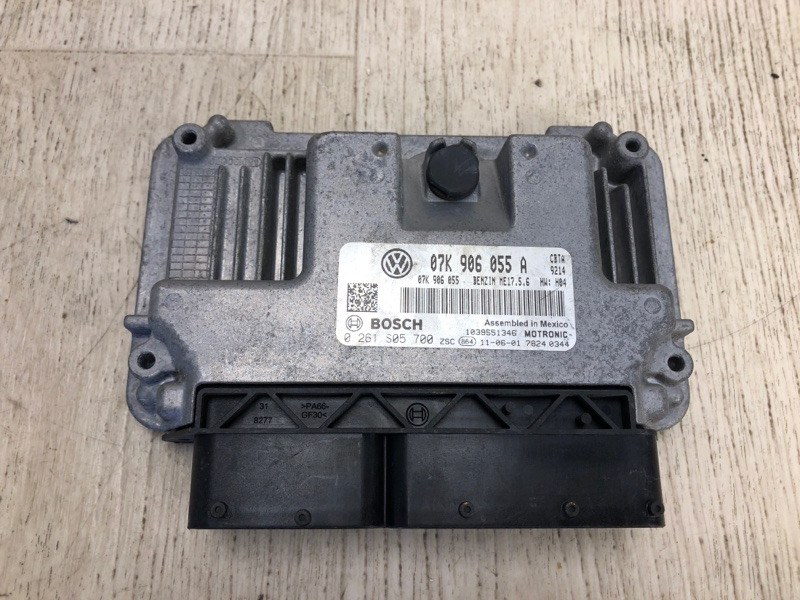 Блок управления двигателем VOLKSWAGEN JETTA USA 10-17 2011 162 CBTA 2.5L 07K 906 055 A Б/У