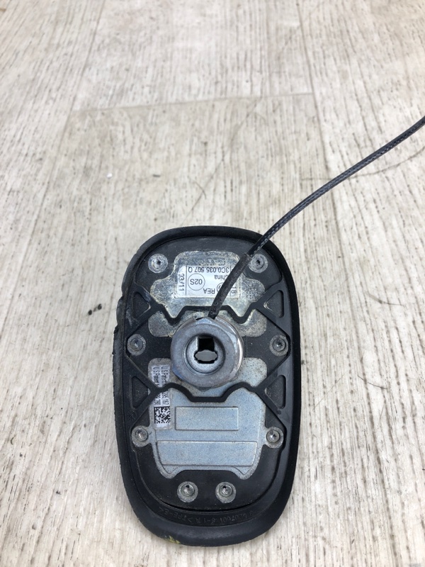 Антенна JETTA USA 10-17 2011 162 CBTA 2.5L