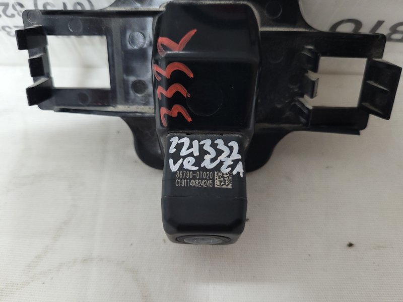 Камера заднего вида VENZA 09-16 2015 Минивэн 3.5 2GR-FE