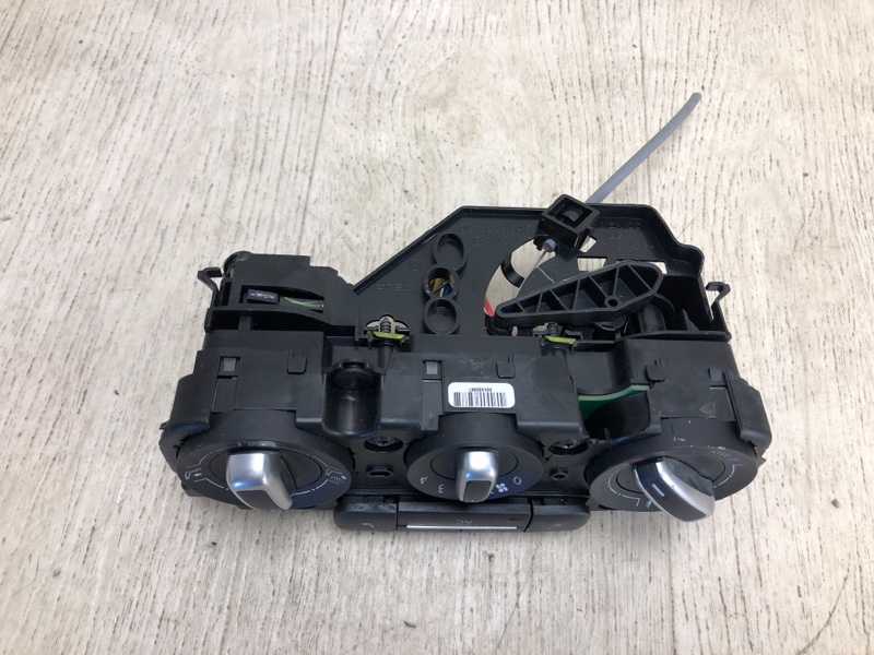 Блок управления печкой VOLKSWAGEN JETTA USA 10-17 162 CBTA 2.5L