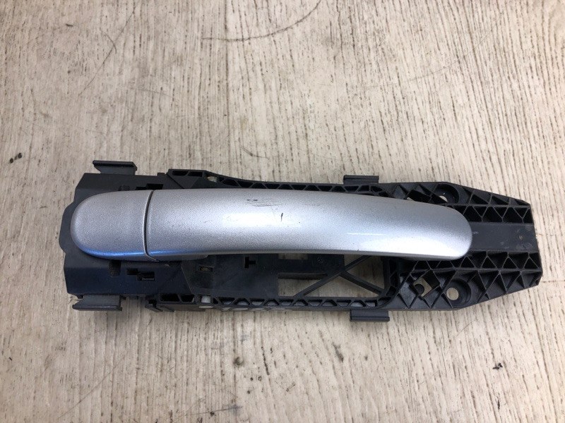 Ручка двери наружная задняя левая VOLKSWAGEN JETTA USA 10-17 2011 162 CBTA 2.5L 5N0 837 205 M Б/У