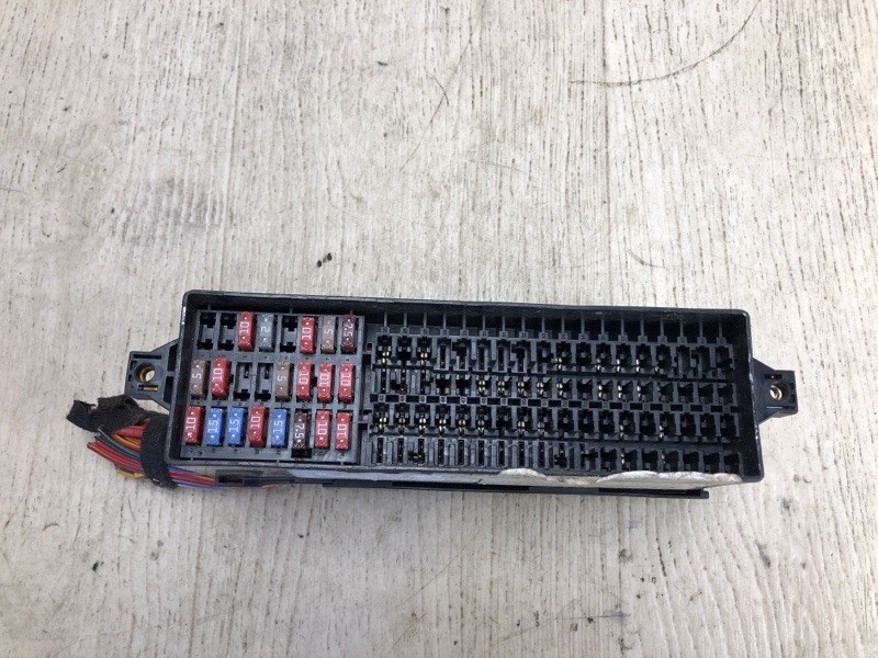 Блок предохранителей моторный отсек VOLKSWAGEN JETTA USA 10-17 2011 162 CBTA 2.5L 000 937 615 Б/У