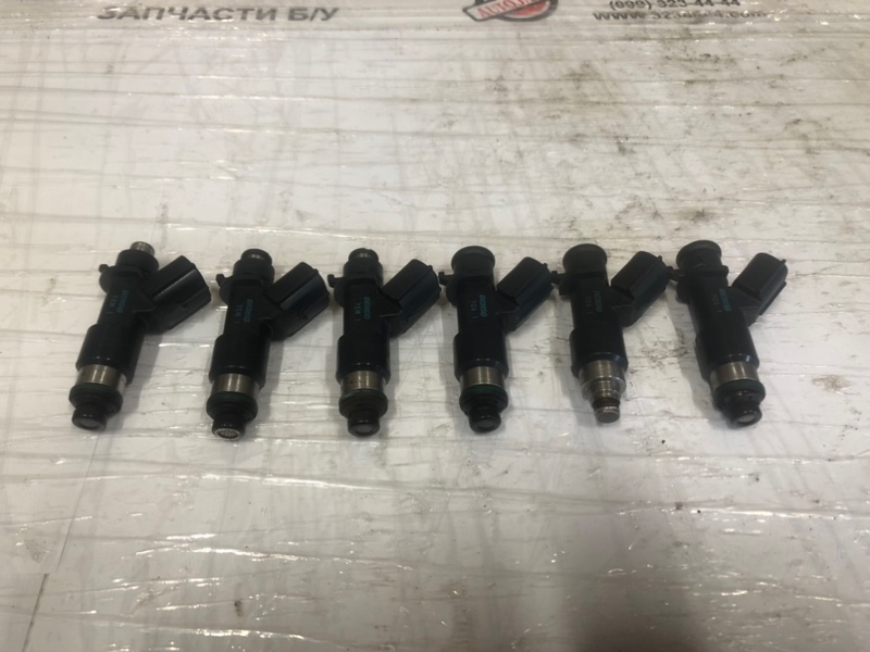 Форсунка топливная RL 05-12 2008 Седан 3.5