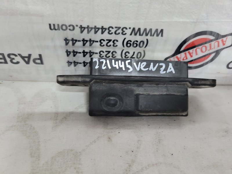 Кнопка открывания багажника наружная TOYOTA VENZA 09-16 2015 Минивэн 3.5 2GR-FE 84840-0T020 Б/У