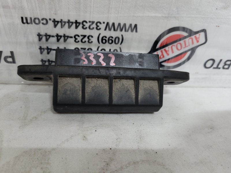 Кнопка открывания багажника наружная TOYOTA VENZA 09-16 Минивэн 3.5 2GR-FE