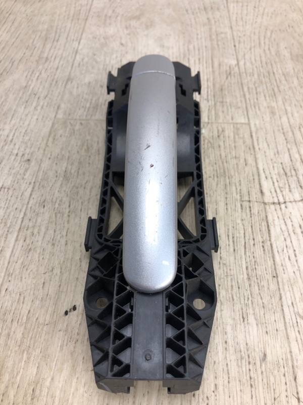 Ручка двери наружная задняя правая JETTA USA 10-17 2011 162 CBTA 2.5L