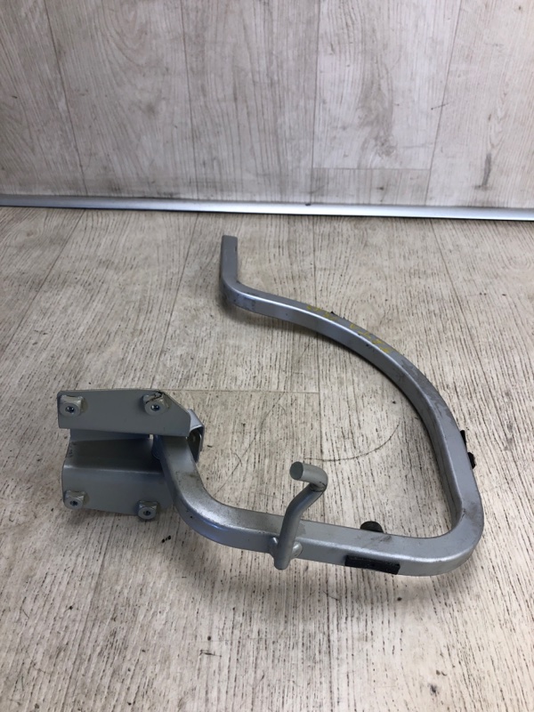 Петля крышки багажника левая VOLKSWAGEN JETTA USA 10-17 162 CBTA 2.5L