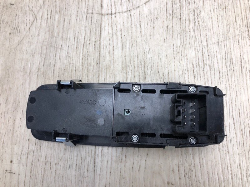 Кнопка стеклоподъемника передняя правая JOURNEY 08-20 2013 JC 3.6 ERB