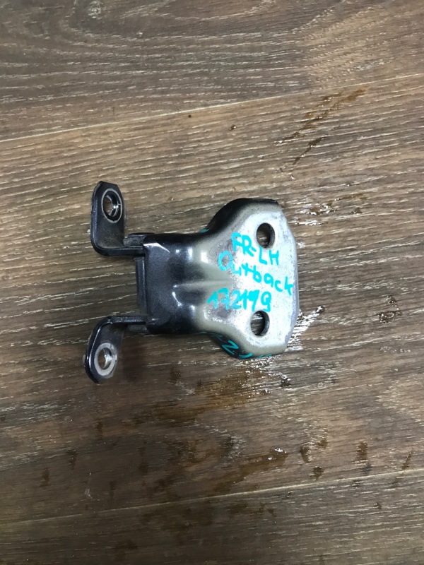 Петля двери верхняя передняя левая SUBARU OUTBACK 09-14 BR 2011 Внедорожник 3.6 EZ36 60070AG01A9P Б/У