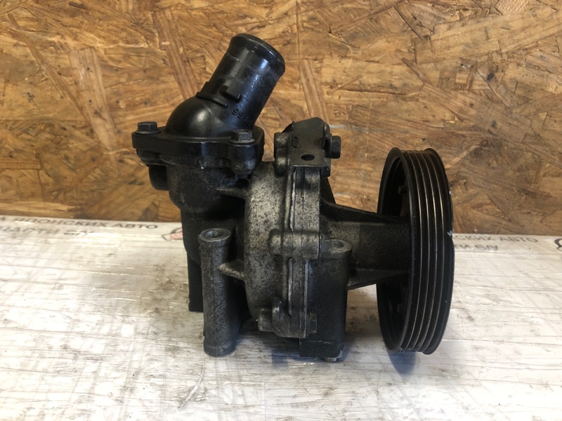 Помпа SX4 06-13 2008 Седан J20A